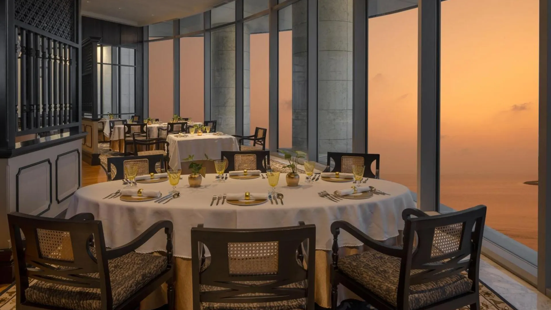 Itc Ratnadipa, A Luxury Collection Hotel, Colombo 5*,  Sri Lanka